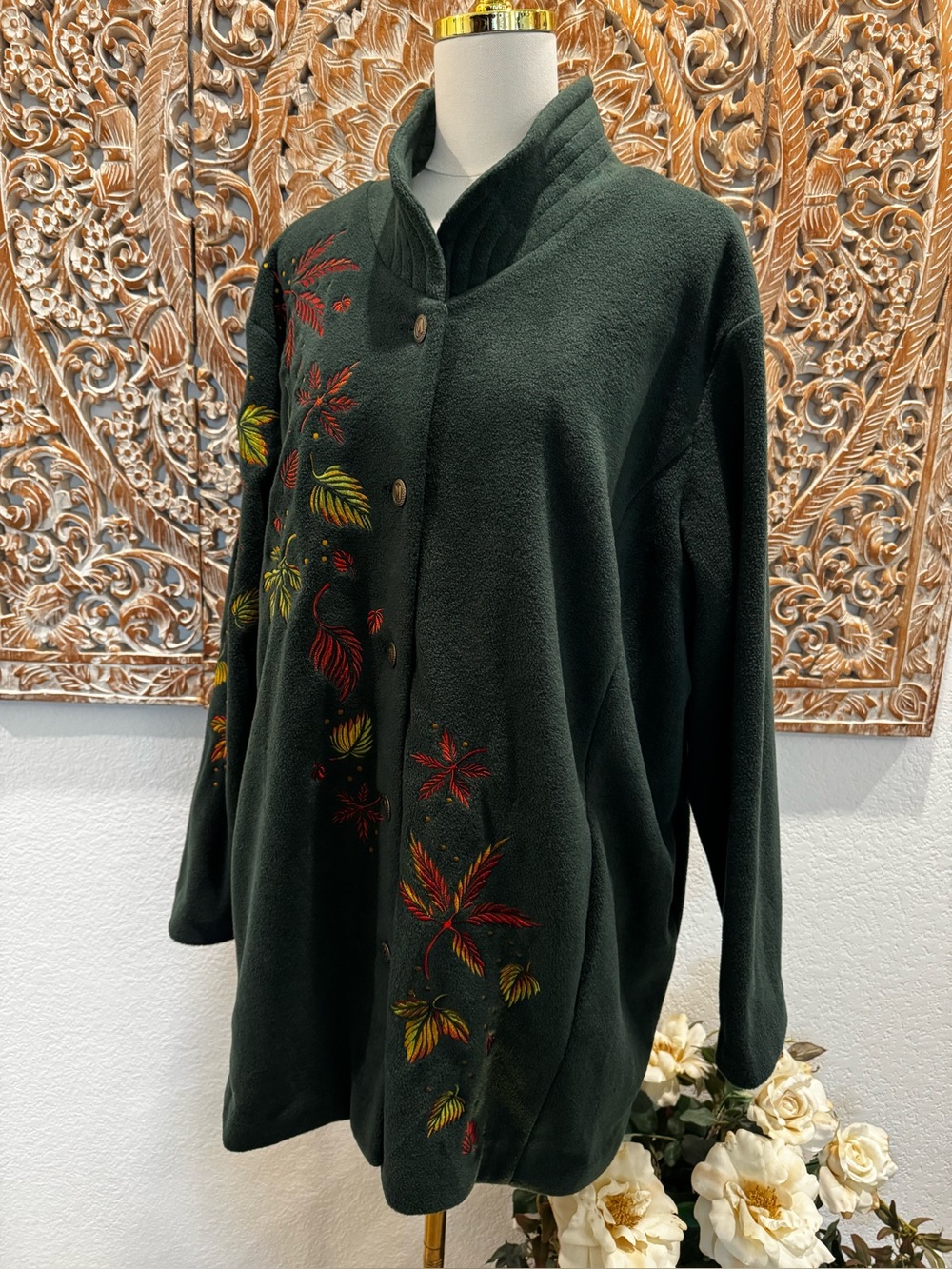 Bob Mackie Dark Green Fall Leaves Embroidered Fleece Button-Up Sweater Jacket 2X - Picture 5 of 14